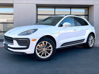 2022 Porsche Macan