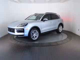 2024 Porsche Cayenne -'s photo