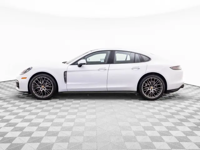 2023 Porsche Panamera Base - Photo 14