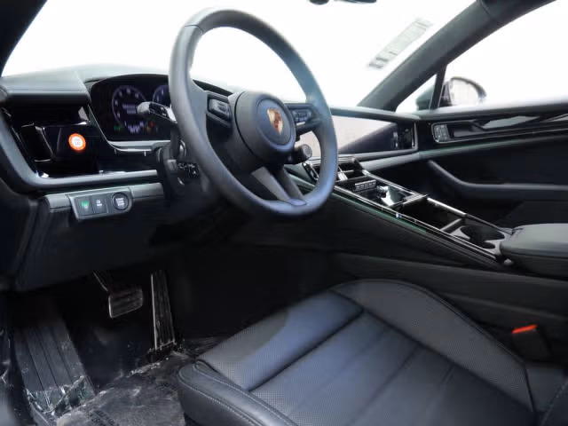 2025 Porsche Panamera Base - Photo 26