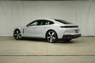 2025 Porsche Panamera Base - Photo 21
