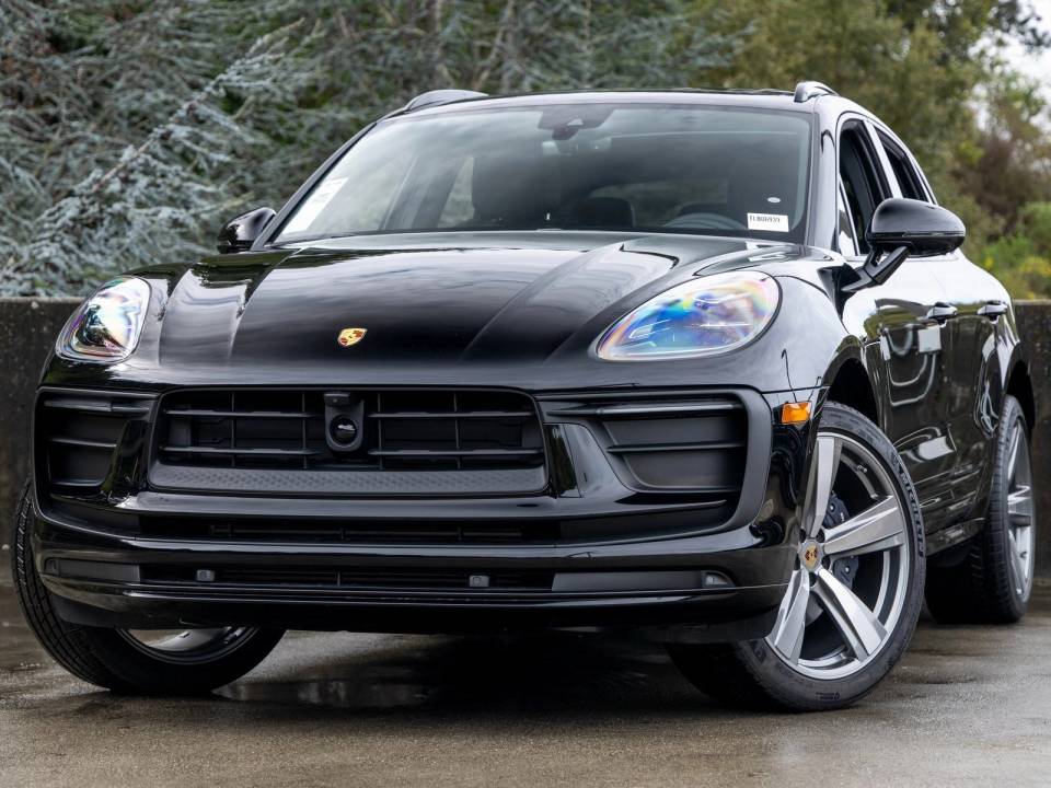 2026 Porsche Macan