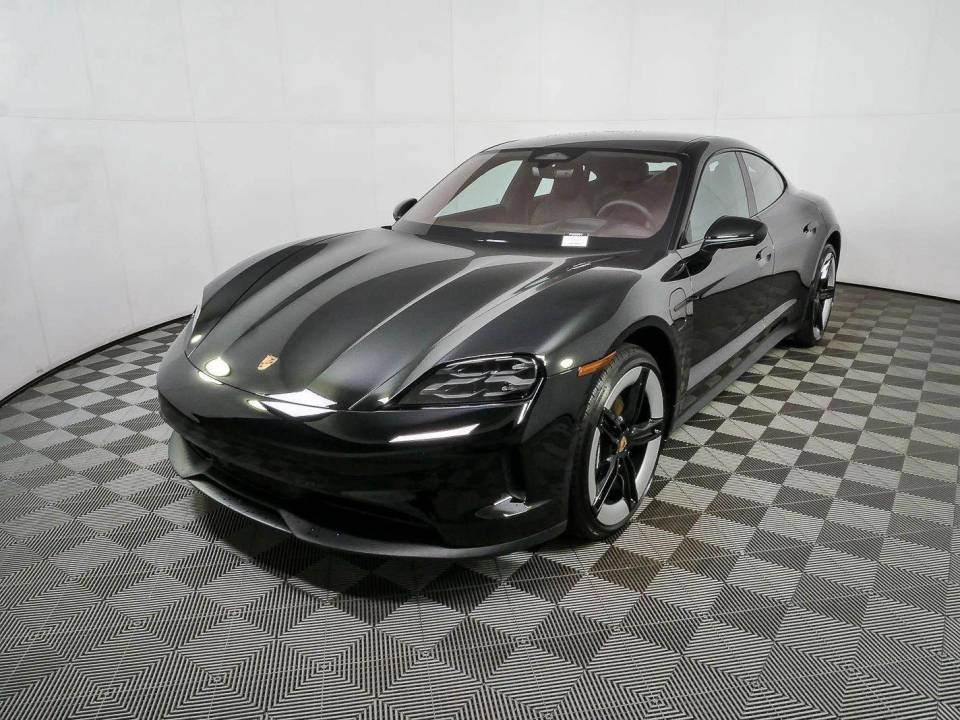 2026 Porsche Taycan
