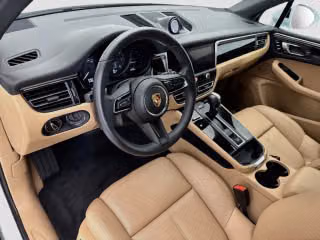 2025 Porsche Macan Base - Photo 25