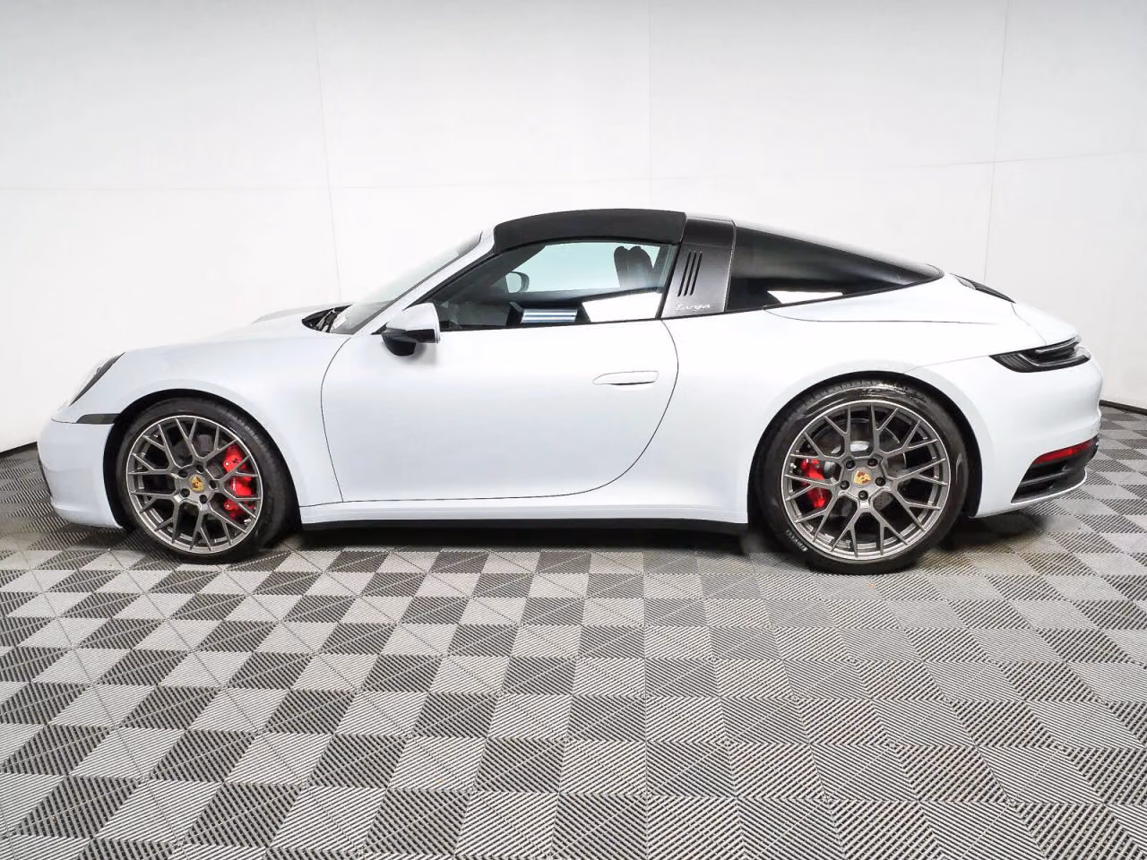 2024 Porsche 911 S - Photo 12