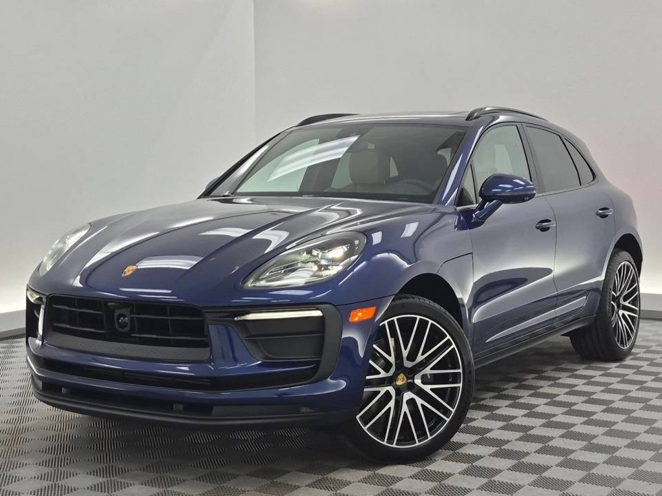 2026 Porsche Macan