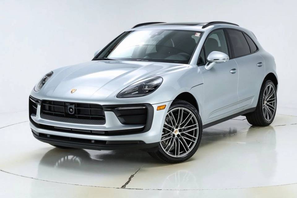 2026 Porsche Macan