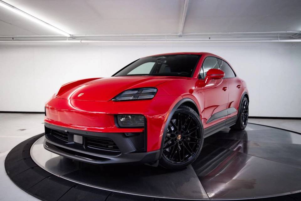 2026 Porsche Macan GTS Electric