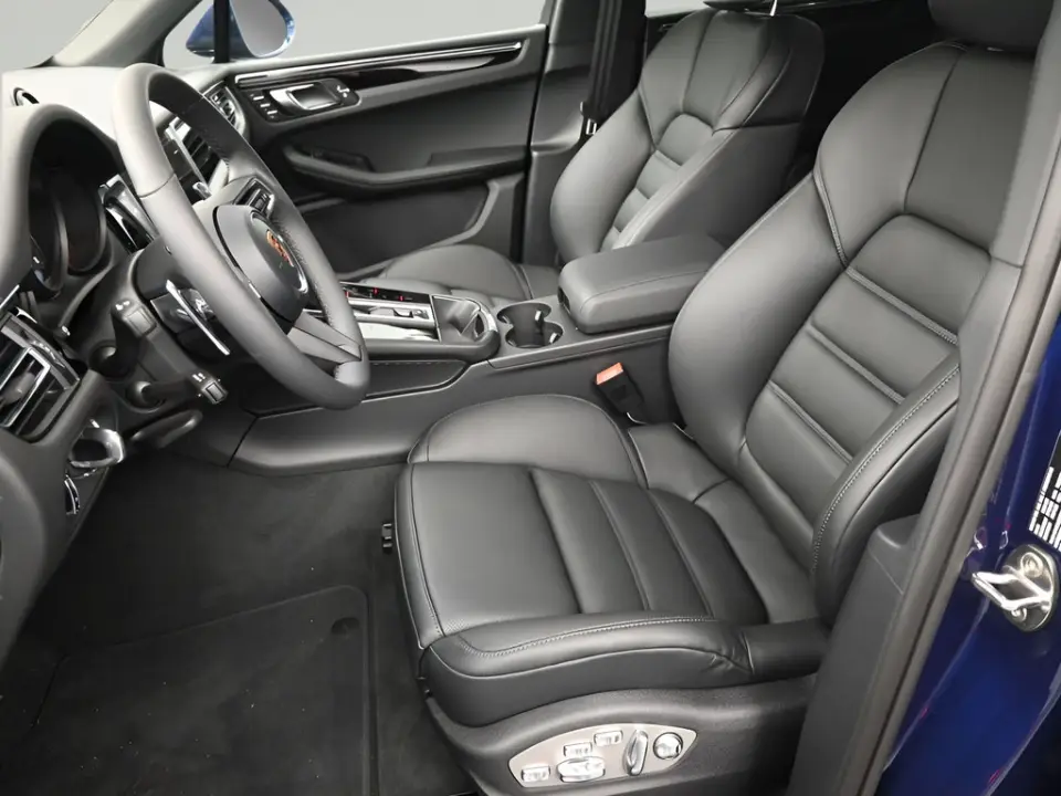 2026 Porsche Macan Base - Photo 39