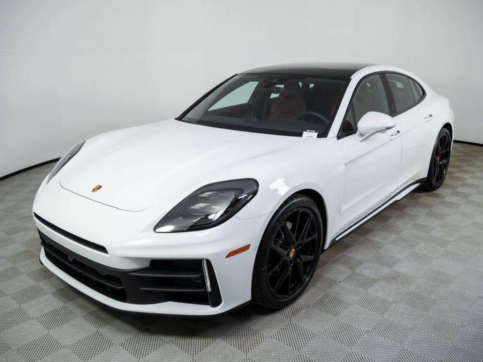 2026 Porsche Panamera