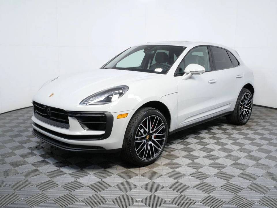 2026 Porsche Macan