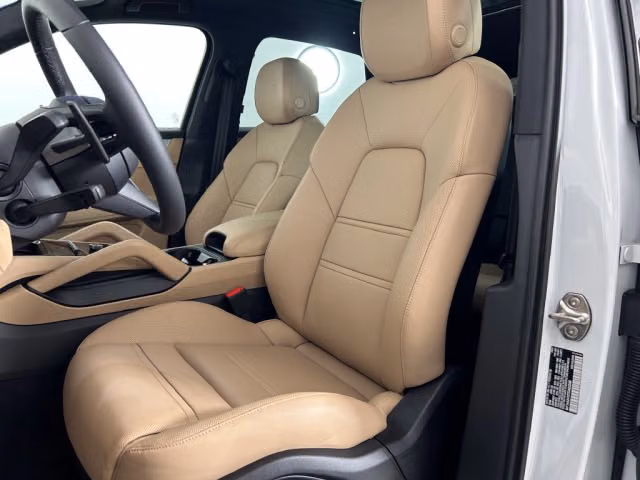 2026 Porsche Cayenne Base - Photo 34
