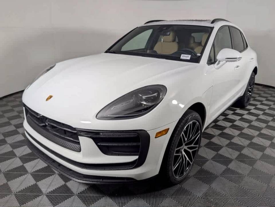2026 Porsche Macan