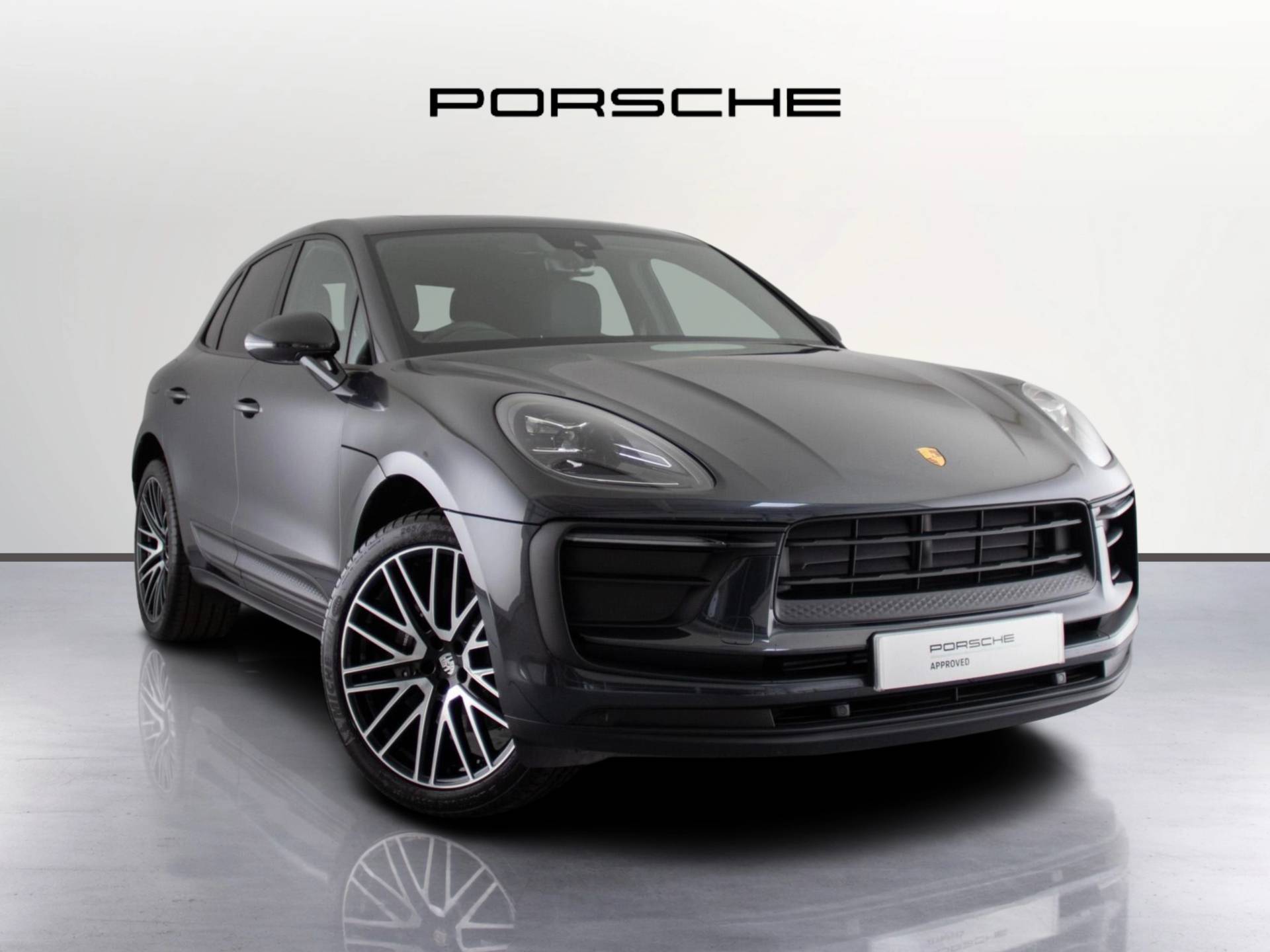 Macan, photo 1 of 58