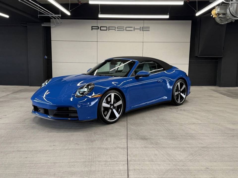 2025 Porsche 911