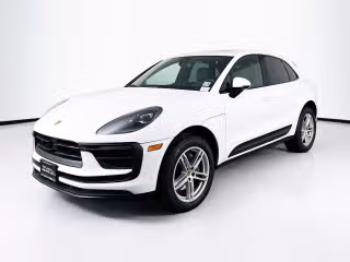 2025 Porsche Macan T's photo