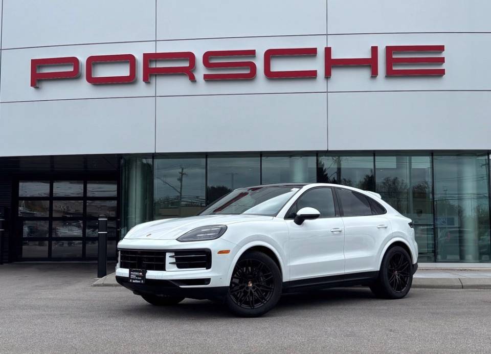2026 Porsche Cayenne Coupe Base