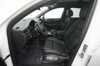 2026 Porsche Macan S - Photo 29