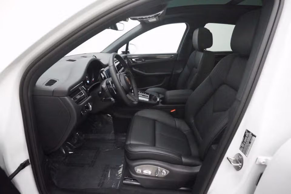 2026 Porsche Macan S - Photo 27