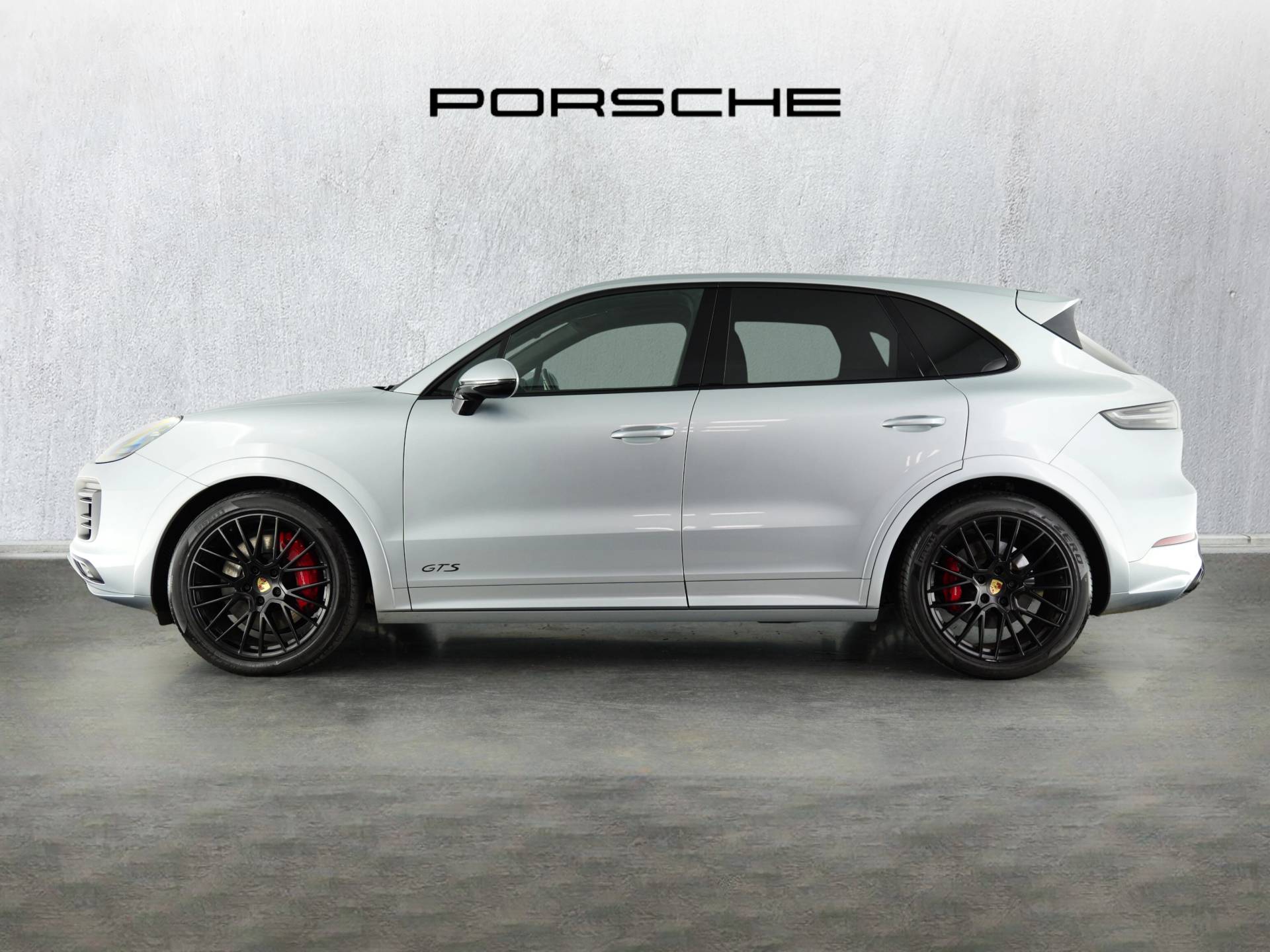 Cayenne GTS, photo 2 of 37