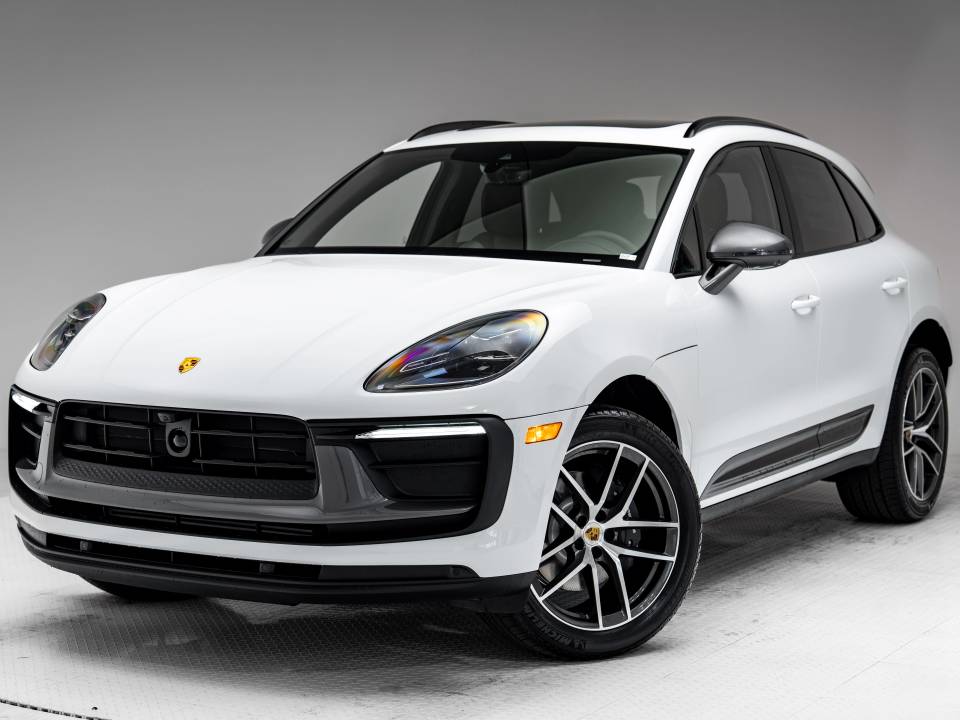 2026 Porsche Macan T
