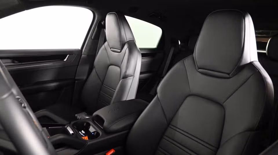 2025 Porsche Cayenne Coup Turbo GT - Photo 35