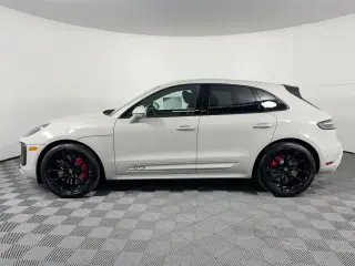 2026 Porsche Macan GTS - Photo 13