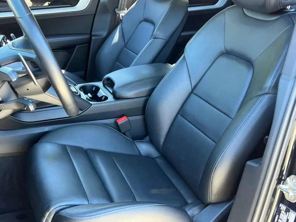2025 Porsche Cayenne E-Hybrid - Photo 39