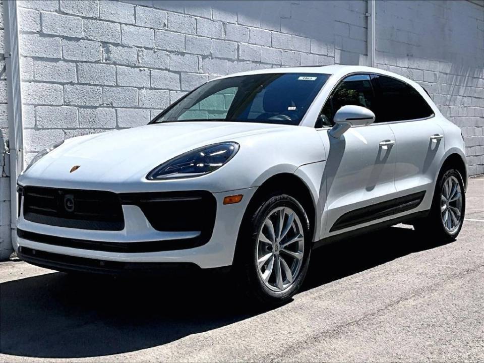 2026 Porsche Macan