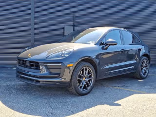 2026 Porsche Macan's photo