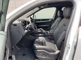 2026 Porsche Cayenne Base - Photo 33
