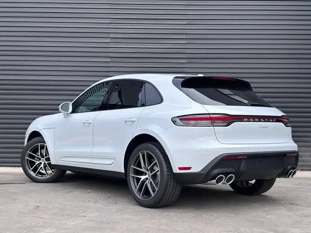 2026 Porsche Macan Base - Photo 23