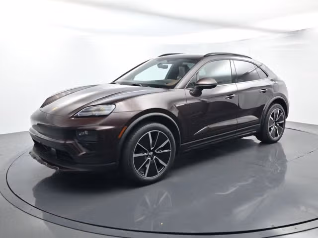 Used 2025 Porsche Macan Base with VIN WP1AD2XA2SL077971 for sale in West Palm Beach, FL