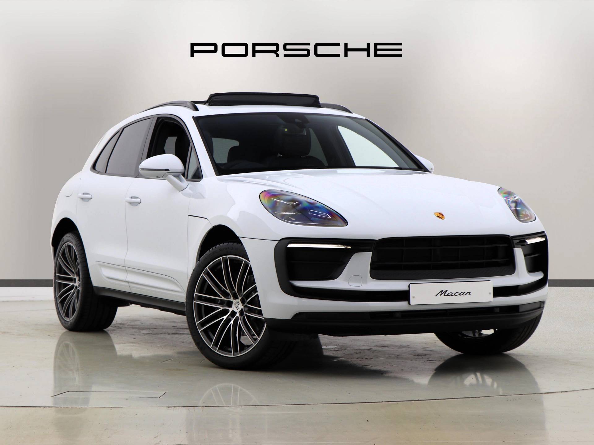 Macan, photo 1 of 50