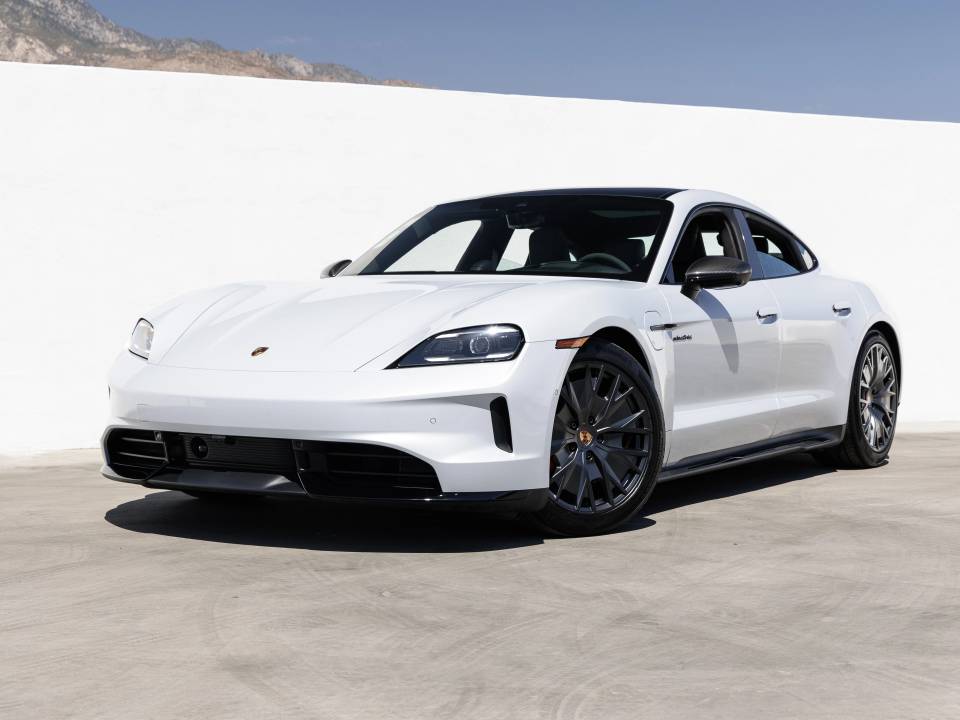 2026 Taycan GTS listing photo