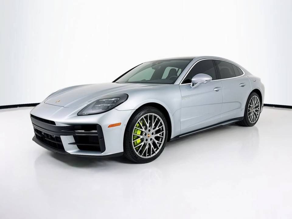 2026 Porsche Panamera 4 E-Hybrid