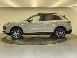 2026 Porsche Cayenne Base - Photo 13