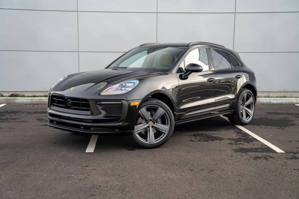 2026 Porsche Macan