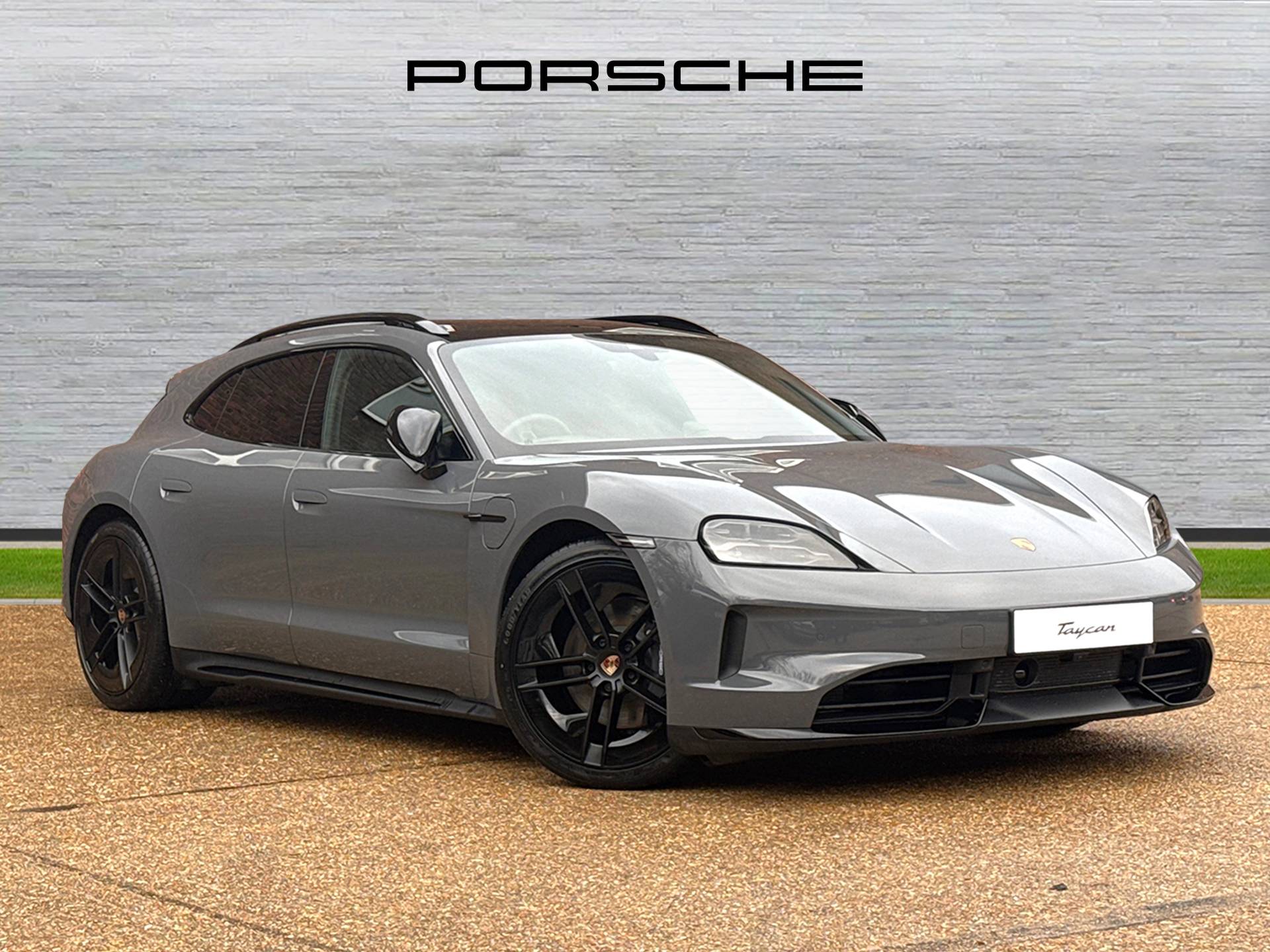 Taycan Sport Turismo, photo 1 of 33