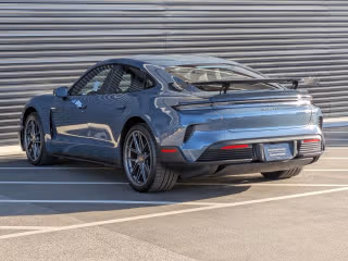 2025 Porsche Taycan Turbo GT with Weissach Package - Photo 17