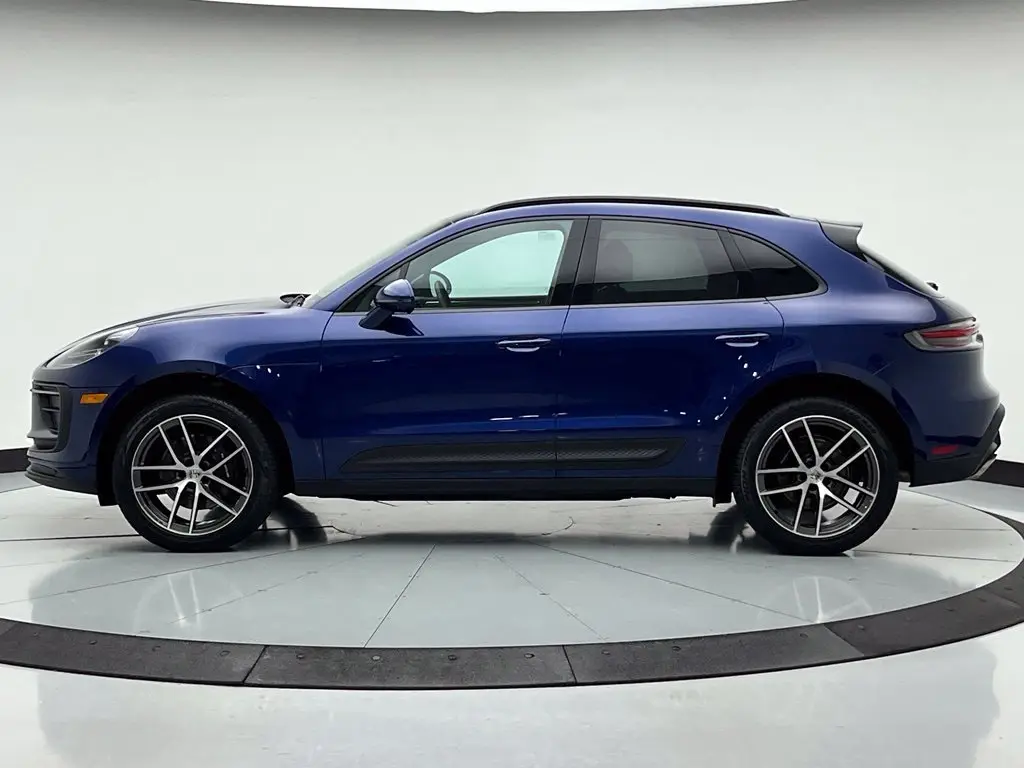 2025 Porsche Macan Base - Photo 16