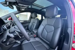 2026 Porsche Macan Base - Photo 37