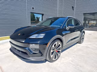 2025 Porsche Macan