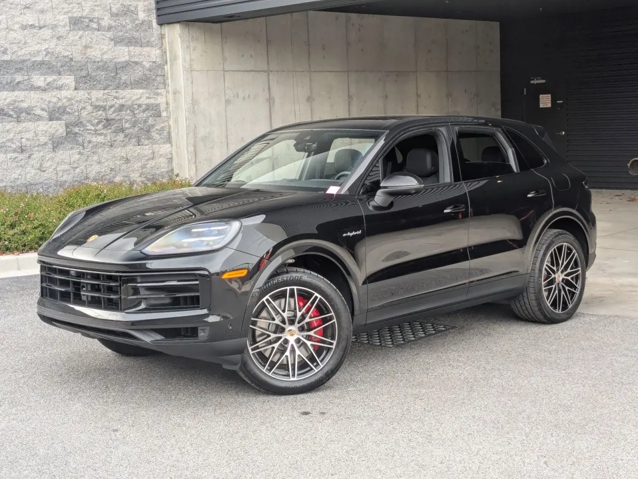 2026 Porsche Cayenne S E-Hybrid - Photo 8