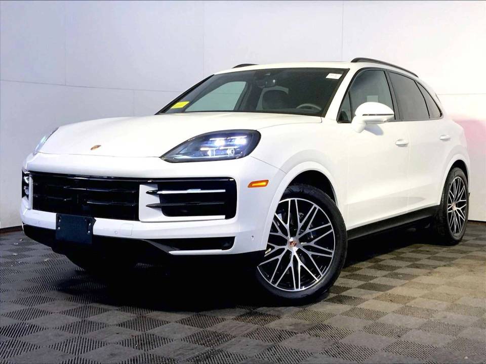 2025 Porsche Cayenne Base