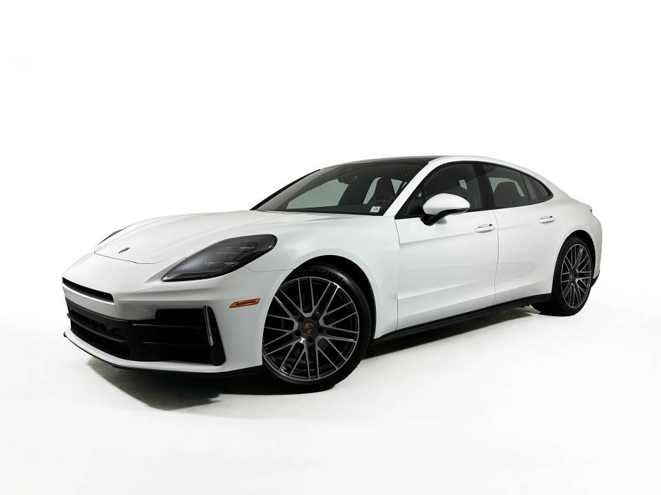 2026 Porsche Panamera