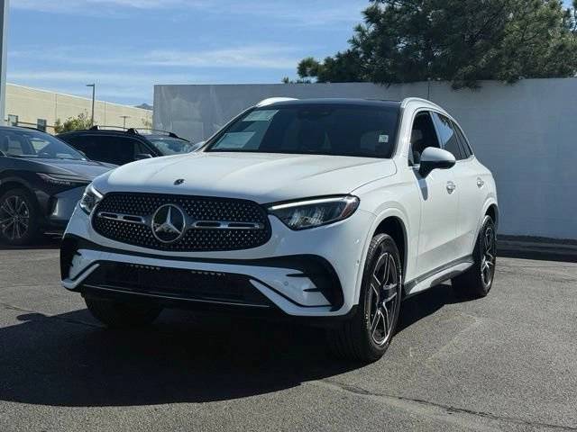 2025 Mercedes-Benz GLC
