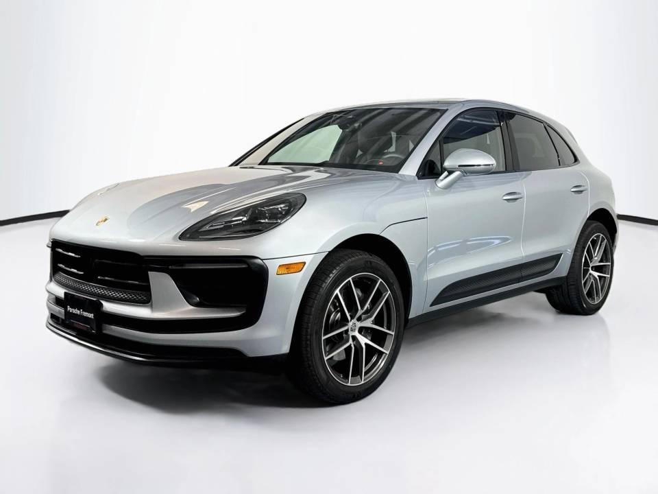 2026 Porsche Macan