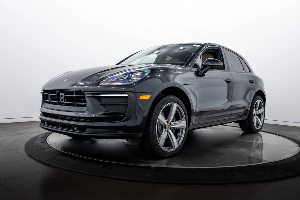 2026 Porsche Macan