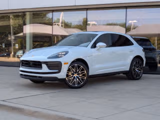 2026 Porsche Macan's photo